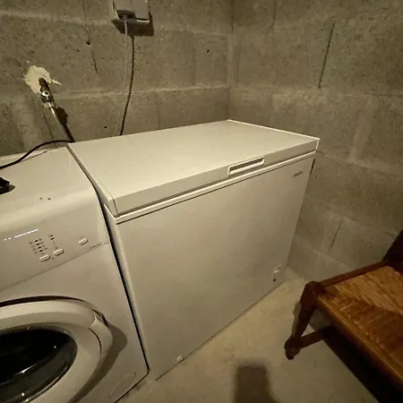 Capstay La Criee -
